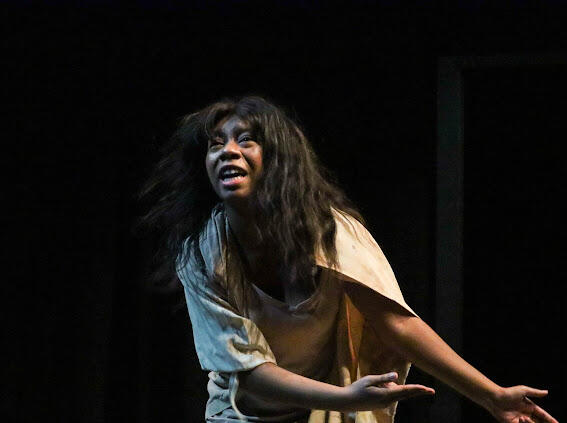 Elektra in Oresteia directed by Dennis Oliveira